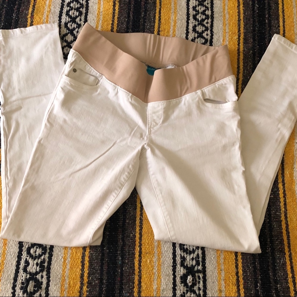 🛍Old Navy Panel Stretch Maternity Jeans